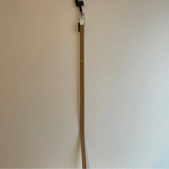 KATE SPADE NEW YORK WOMEN’S LEATHER BELT CREAM WITH GOLD STUDS LOGO SIZE Small - Picture 9 of 10